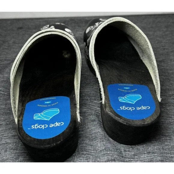 Cape Clogs 39 Black Patent Leather Wooden Scull Crossbone Comfort Swedish - Picture 5 of 9